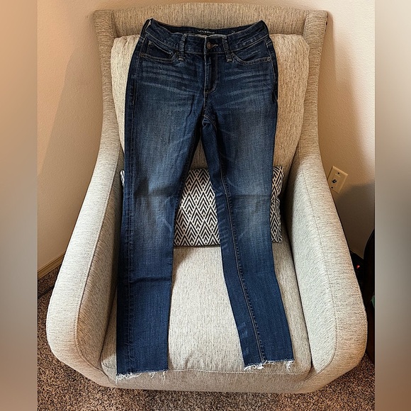 Lucky Brand Skinny Jeans - Picture 2 of 4